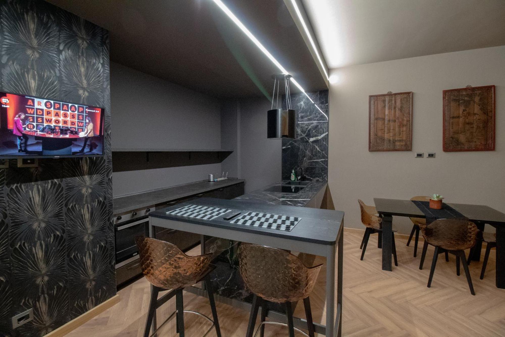 Apartamento Luxury Museo Egizio - Esclusivo Trilocale In Pieno Centro - Free Wifi Turín Exterior foto